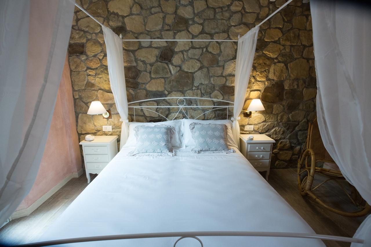 La Rocca Maison De Charme Монелья Экстерьер фото